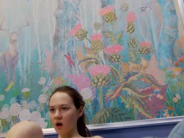 girl
        kriskras__ cam image #3663298