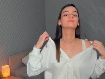 girl
        sia_lovely_ cam image #4159797