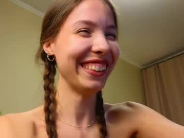 girl
        wanda_robinson cam image #6699233