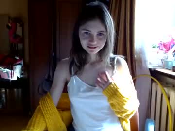 girl
        memmarr cam image #3656205