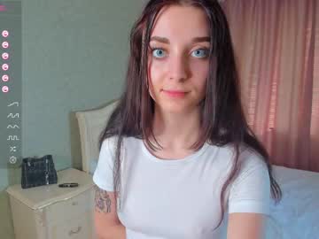 girl
        paty_pretty_yo cam image #2340800