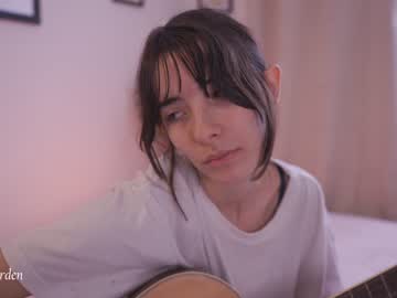 girl
        maria_alfonsina_ cam image #4110166