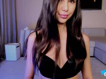 girl
        hollyextra cam image #1267754