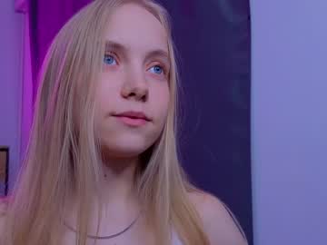 girl
        appr0ved cam image #1416005