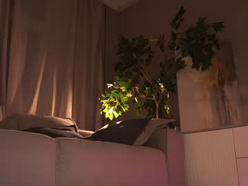 girl
        darlinechapel cam image #5607535