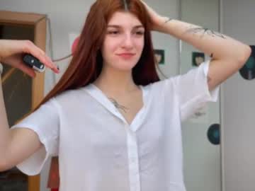 girl
        bella_secret_ cam image #6671775