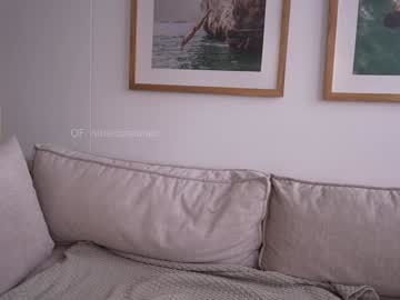 girl
        rebeccastonee cam image #6928532