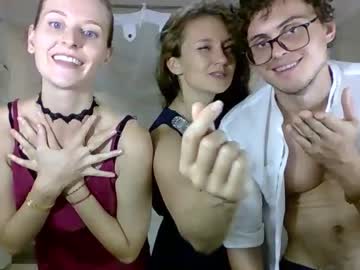 couple
        goddess_marylin cam image #3160201