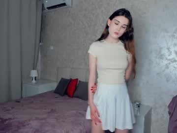 girl
        minnietammy cam image #1928029