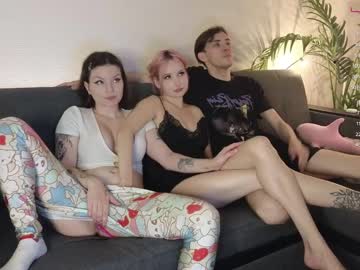 couple
        maybe_threesome_ cam image #2160138