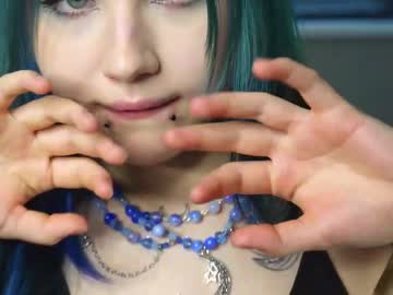 girl
        merciabawden cam image #6155969