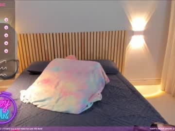 girl
        little_effy18 cam image #2268039