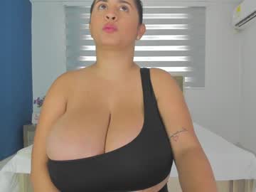 girl
        roberta_lipa cam image #1540046