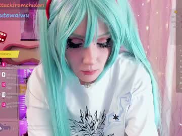 girl
        yourcutewaifu cam image #3504438