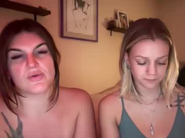 couple
        laineexjade cam image #5614755