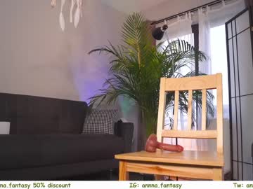 girl
        the_pussy_boulevard cam image #1823548