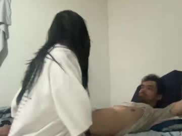 couple
        dreamworld420 cam image #5824641