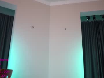 girl
        lindamei cam image #1210700