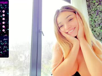 girl
        sassyt33n cam image #1164790