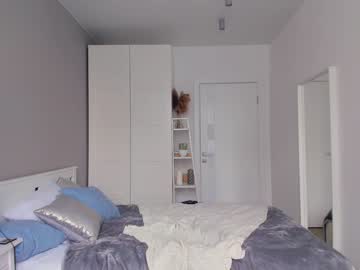 girl
        jennifer_ewans cam image #1560136