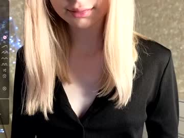 girl
        sandra_cheeks cam image #2239213