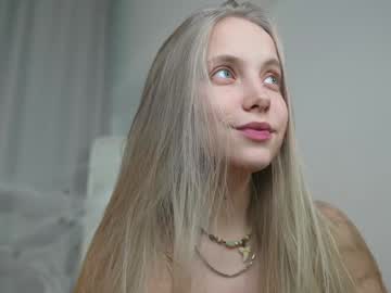 girl
        appr0ved cam image #5366900