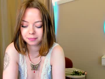 couple
        hype_meal cam image #1718904