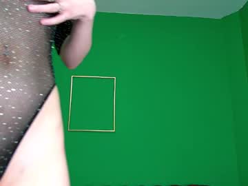 girl
        eliee_snow cam image #6458124