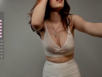girl
        margarethowell cam image #2644129
