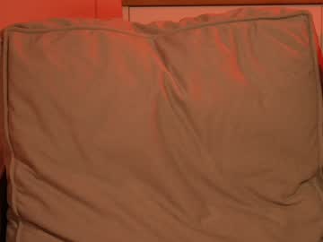girl
        kathariine cam image #5823784