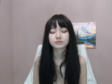girl
        chanlia cam image #224013