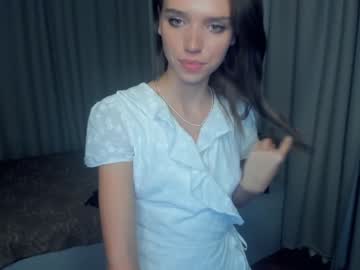 girl
        daisyfoulks cam image #4651785