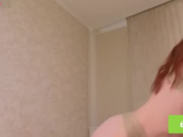 girl
        kitsune_dreams cam image #6458720