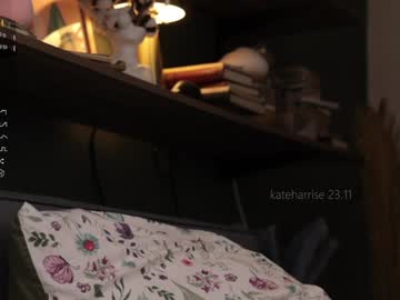 girl
        kateharrise cam image #5539568