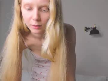 girl
        jenny_ames cam image #6974337