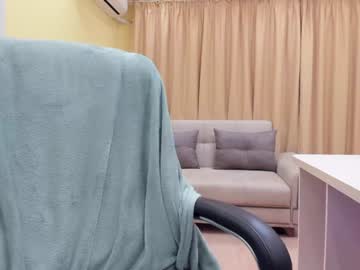 girl
        onebigkiss cam image #4727496
