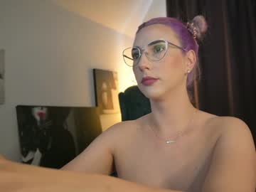 girl
        allayah cam image #4332572