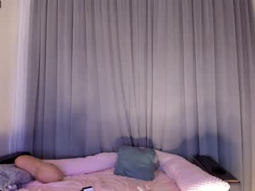 girl
        ai_lyn cam image #2646604
