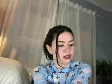 girl
        littlesugarpea cam image #3833309