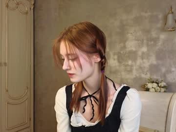 girl
        wiloneakerley cam image #4695880