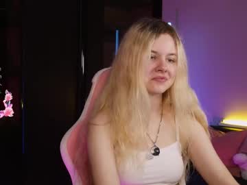 girl
        agnesscarterr cam image #6673271