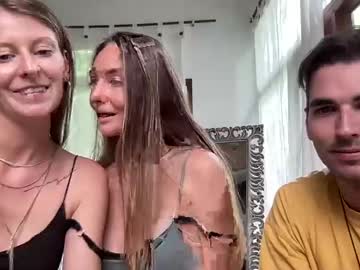 couple Cam Girls Masturbating With Dildos On Chaturbate with lechee_love