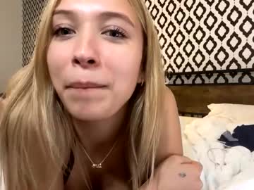 girl
        paigesylviaa cam image #5953264