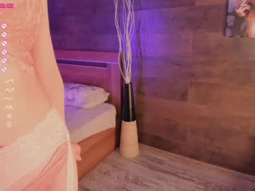 girl
        yolandabertha cam image #423312