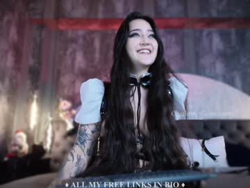 girl
        charlotte_germanotta_ cam image #5793025