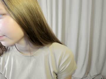 girl
        janicereeves cam image #2389901