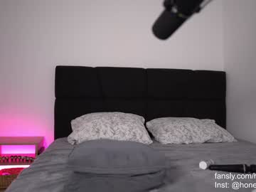 girl
        honeyyykate cam image #4734832
