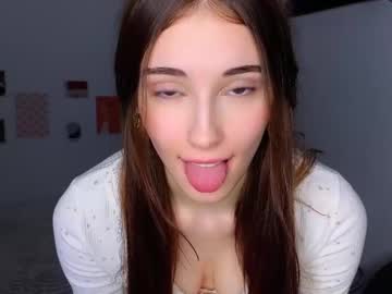 girl
        lovepilll cam image #6681416