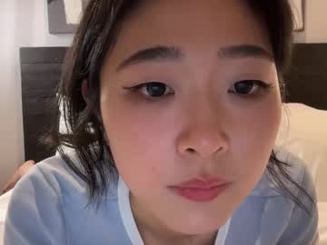 girl
        cozykorean cam image #6499438