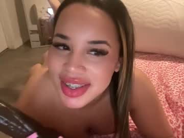 girl
        sweetgirl4everr2 cam image #6192324